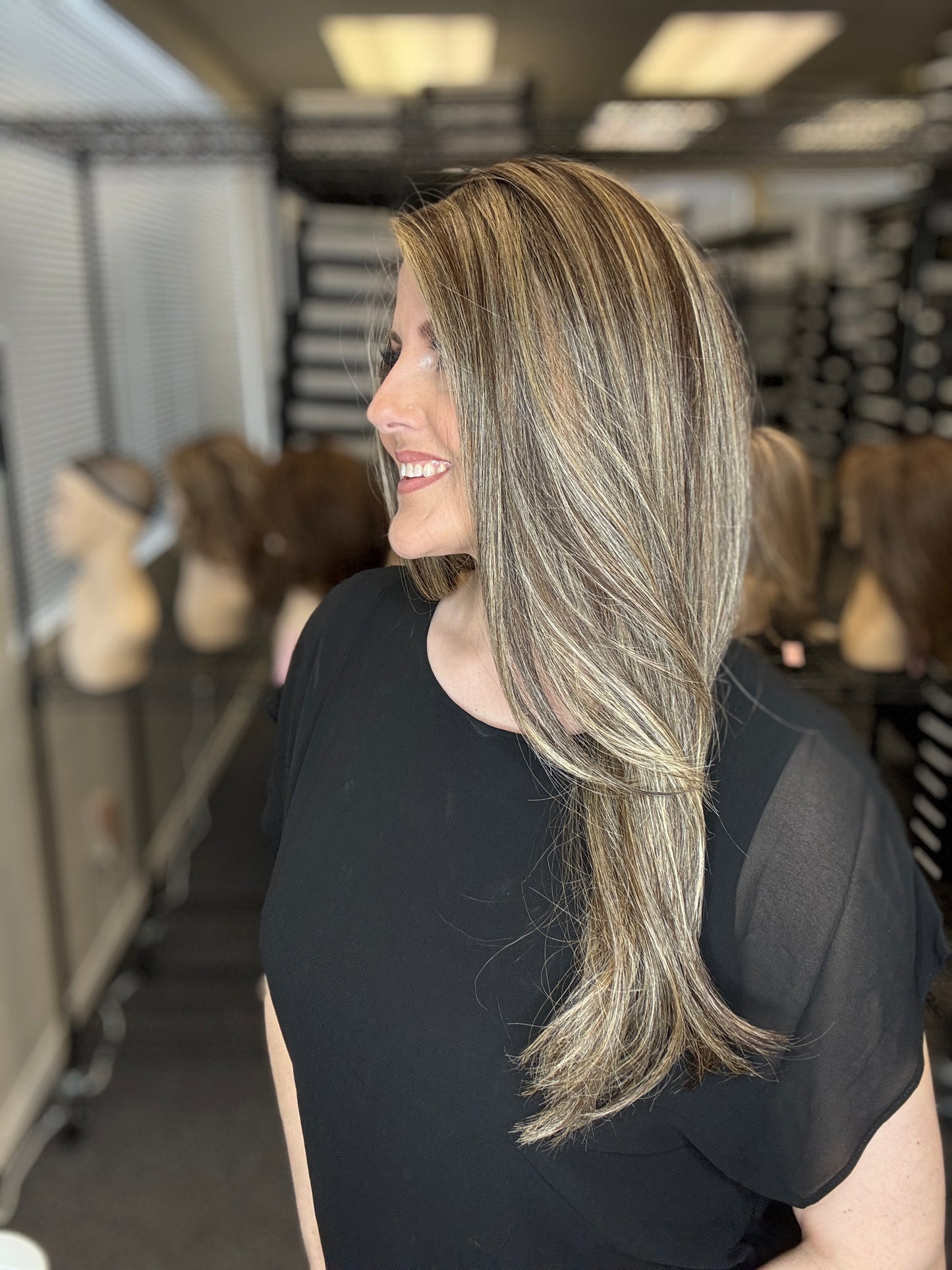 Lux SE HT - THEORY - Belle Tress Wig - IN STOCK