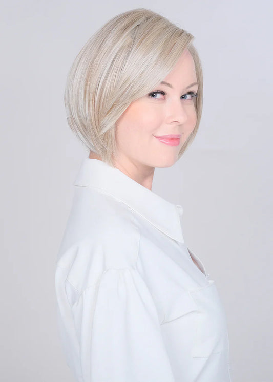 What Makes a Wig Hairline Look Natural Without Glue